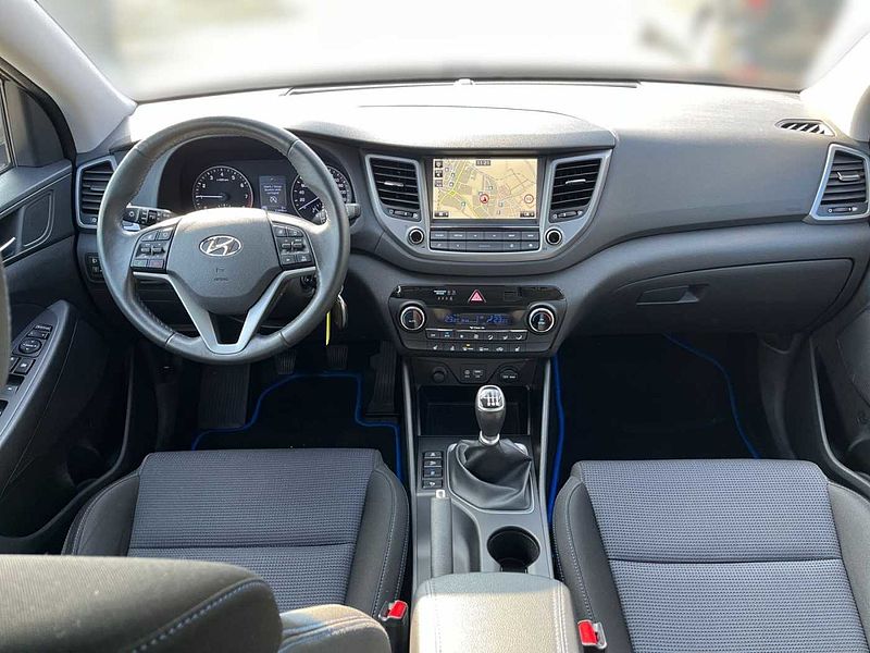 Hyundai Tucson 1.6 Advantage Blue 2WD Navi Klima SHZ